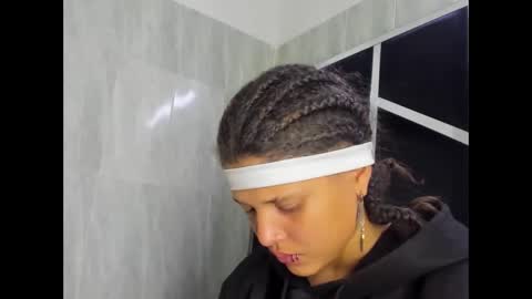 michell_rs online show from March 7, 2025, 6:46 am