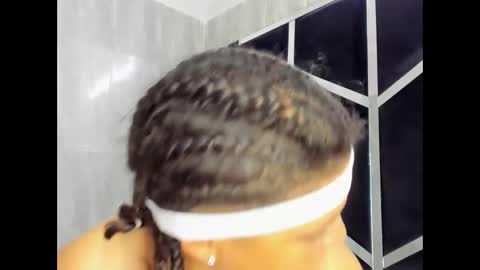 michell_rs online show from March 8, 2025, 8:00 am