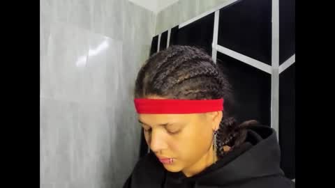 michell_rs online show from March 11, 2025, 7:48 am