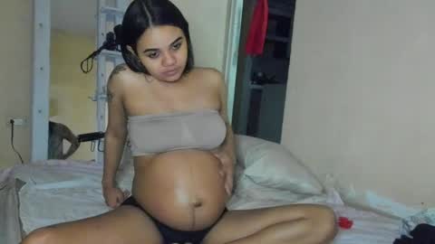 michell_smiths online show from May 17, 2026, 6:22 am