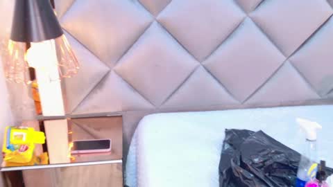 Snapshot of michell_starrr chatting on May 26, 2026, 3:02 am michell_starrr online show from May 26, 2026, 3:02 am