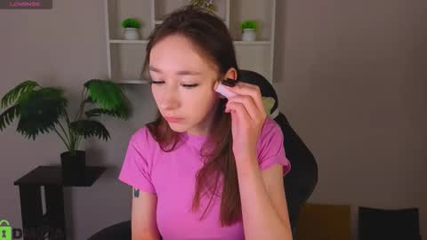 Snapshot of michelle__allen chatting on February 22, 2026, 1:07 am Michelle online show from February 22, 2026, 1:07 am