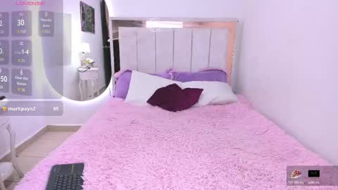 Snapshot of michelle_madson_ chatting on November 23, 2025, 3:28 am michelle_madson_ online show from November 23, 2025, 3:28 am