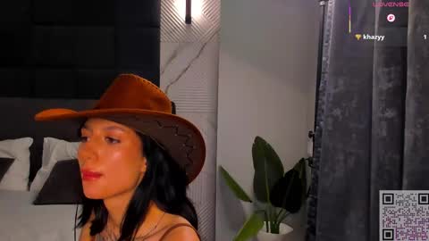 Snapshot of michelle_murray chatting on December 2, 2025, 11:34 pm ichelle online show from December 2, 2025, 11:34 pm