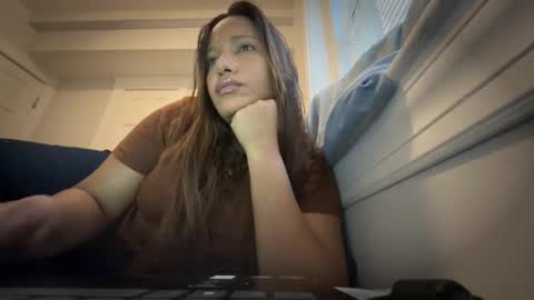 Anne Michelle online show from December 13, 2025, 8:25 pm