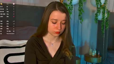 Snapshot of michellehaynes chatting on February 24, 2025, 2:48 pm michelle online show from February 24, 2025, 2:48 pm