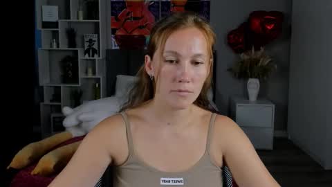 Snapshot of michelleortis chatting on September 10, 2025, 1:33 pm MichelleOrtis online show from September 10, 2025, 1:33 pm