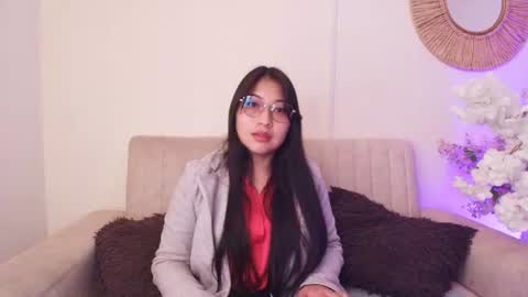 Snapshot of michellnight_ chatting on June 19, 2026, 4:06 am Michel online show from June 19, 2026, 4:06 am