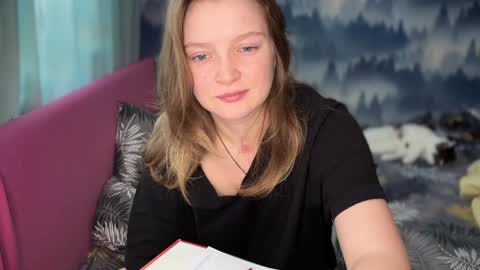 Snapshot of michiko_chan chatting on January 24, 2025, 7:08 am Jessy and Steve online show from January 24, 2025, 7:08 am