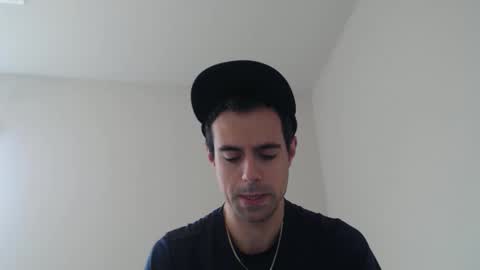 Snapshot of michmark23 chatting on April 19, 2026, 4:50 pm michmark23 online show from April 19, 2026, 4:50 pm