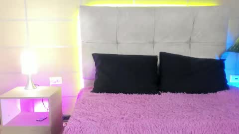 Snapshot of michonne_09 chatting on November 12, 2025, 8:30 pm michonne_09 online show from November 12, 2025, 8:30 pm