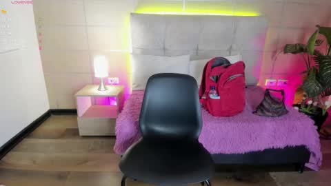 Snapshot of michonne_09 chatting on February 7, 2026, 3:10 am michonne_09 online show from February 7, 2026, 3:10 am