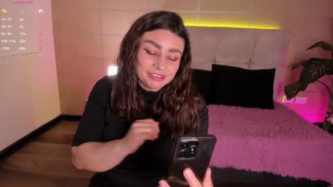 Snapshot of michonne_09 chatting on February 21, 2026, 10:22 pm michonne_09 online show from February 21, 2026, 10:22 pm