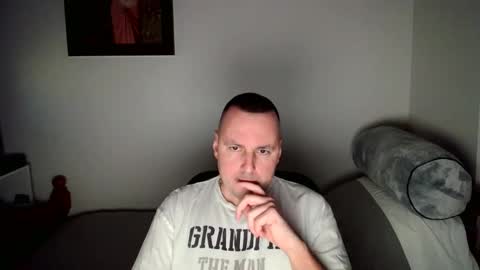 micic3 online show from May 15, 2026, 1:34 am