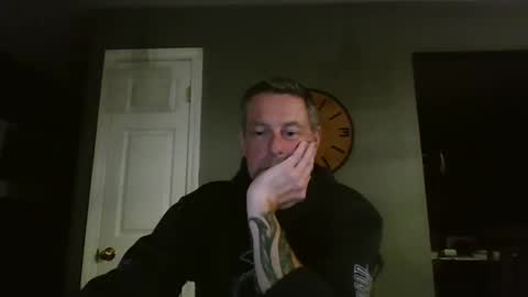 Snapshot of mick090470 chatting on October 14, 2025, 1:50 am mick090470 online show from October 14, 2025, 1:50 am