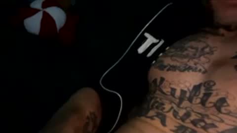 Snapshot of mick9009961169 chatting on December 14, 2025, 10:42 am mick9009961169 online show from December 14, 2025, 10:42 am