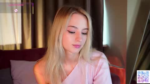 Snapshot of mickeydior chatting on September 9, 2025, 11:43 am mickeydior online show from September 9, 2025, 11:43 am