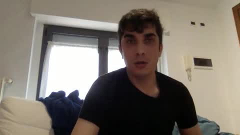 micky_law88 online show from January 9, 2026, 9:34 am