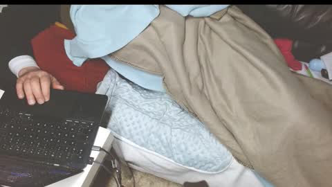 tinypenis online show from January 11, 2026, 4:23 pm