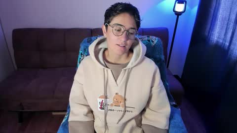 Snapshot of midnight07_ chatting on January 13, 2026, 3:28 pm Blue online show from January 13, 2026, 3:28 pm