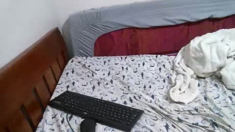 midnightasiko online show from May 7, 2026, 7:52 pm