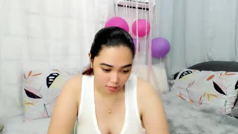 Bunny 3 online show from November 7, 2025, 11:27 pm