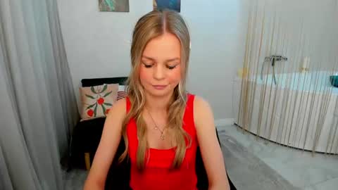 midnighteaura online show from June 18, 2026, 11:36 am