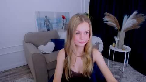 midnighteaura online show from June 30, 2026, 12:17 pm