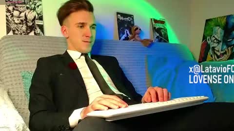 Snapshot of midnighter__ chatting on April 15, 2026, 12:39 am Alexey or just Alex online show from April 15, 2026, 12:39 am