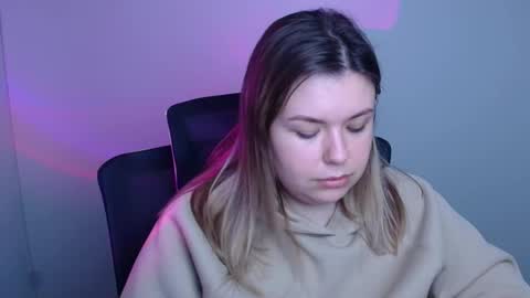 Mariana online show from October 30, 2025, 12:17 pm