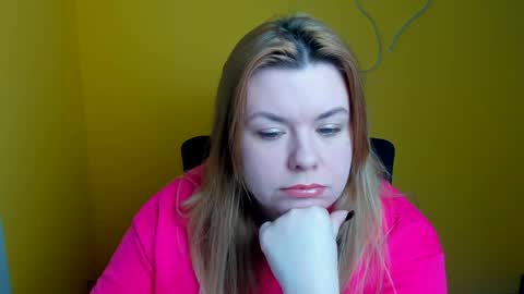 Snapshot of midnightmariana chatting on January 11, 2026, 12:21 pm Mariana online show from January 11, 2026, 12:21 pm