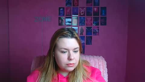 Snapshot of midnightmariana chatting on February 2, 2026, 6:23 am Mariana online show from February 2, 2026, 6:23 am