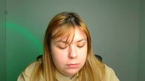 Snapshot of midnightmariana chatting on March 3, 2026, 6:19 am Mariana online show from March 3, 2026, 6:19 am