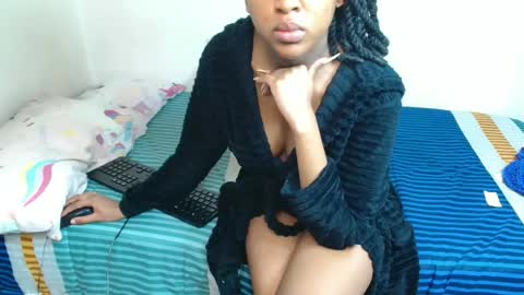 Snapshot of midnightsinx chatting on November 2, 2025, 4:15 am midnightsinx online show from November 2, 2025, 4:15 am