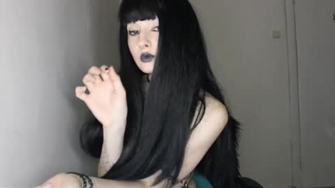 Snapshot of midnightsiren chatting on March 4, 2026, 11:00 pm midnightsiren online show from March 4, 2026, 11:00 pm