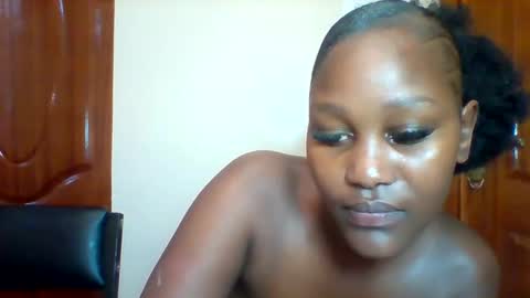 Snapshot of midnightt_tease chatting on September 23, 2025, 7:33 am midnightt_tease online show from September 23, 2025, 7:33 am