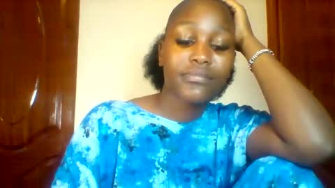 Snapshot of midnightt_tease chatting on September 27, 2025, 7:13 am midnightt_tease online show from September 27, 2025, 7:13 am