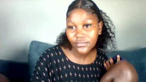 Snapshot of midnightt_tease chatting on February 25, 2026, 5:39 am midnightt_tease online show from February 25, 2026, 5:39 am