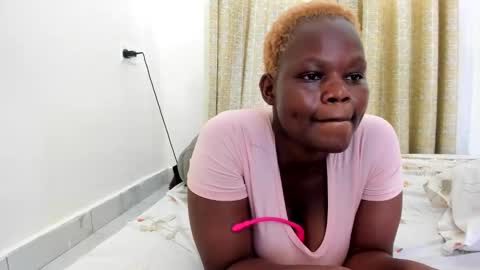 Snapshot of midnighttara chatting on November 10, 2025, 11:42 am sexy Tara online show from November 10, 2025, 11:42 am