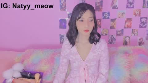 Snapshot of midori_bak_ chatting on February 6, 2026, 11:52 pm Sara online show from February 6, 2026, 11:52 pm