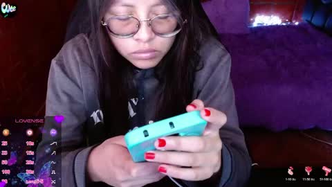 Midori 7u7 online show from April 8, 2026, 5:02 pm