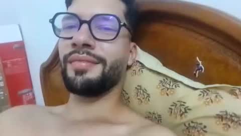 Sam online show from September 16, 2025, 8:32 pm