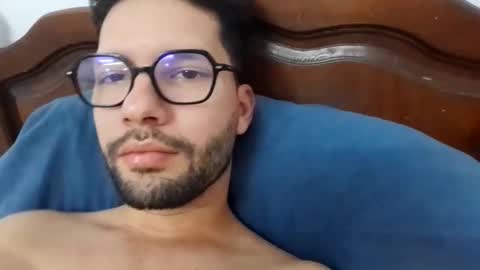 Sam online show from October 18, 2025, 2:40 pm