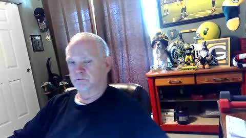 midwestdad09 online show from April 8, 2026, 2:17 pm