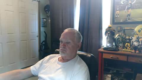 midwestdad09 online show from June 29, 2026, 11:27 pm