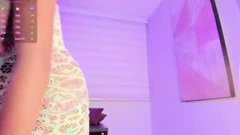 miel_ambar online show from June 26, 2026, 10:14 pm