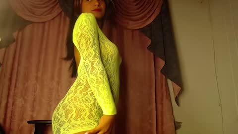 Snapshot of mielsquirt chatting on February 4, 2025, 9:49 am mielsquirt online show from February 4, 2025, 9:49 am