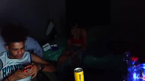 Snapshot of mifriend1998 chatting on March 9, 2026, 8:18 am mifriend1998 online show from March 9, 2026, 8:18 am