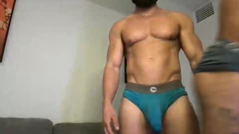 Snapshot of mightbesterling chatting on November 5, 2025, 2:55 am mightbesterling online show from November 5, 2025, 2:55 am