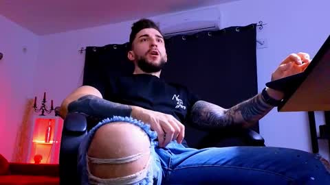 MightyAaron online show from January 19, 2026, 5:44 am